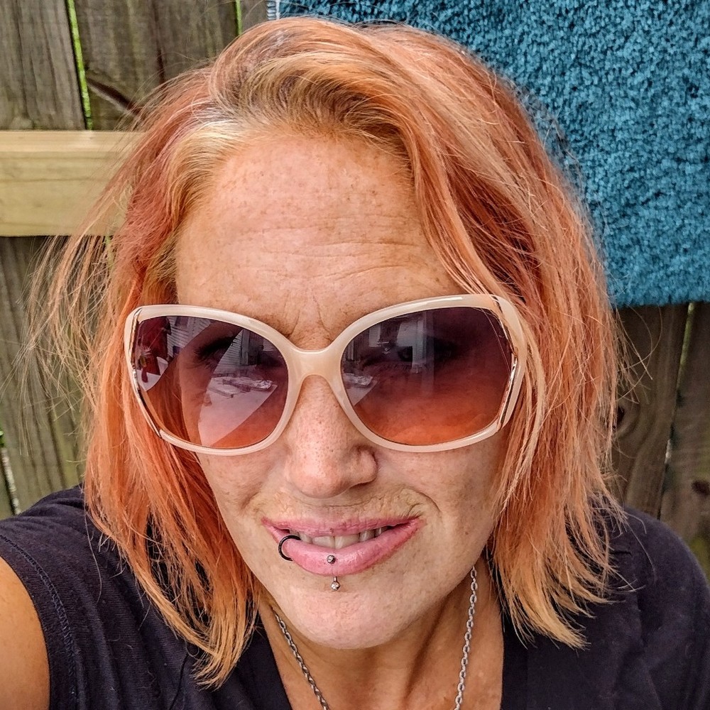 Meet your Posher, Sandra